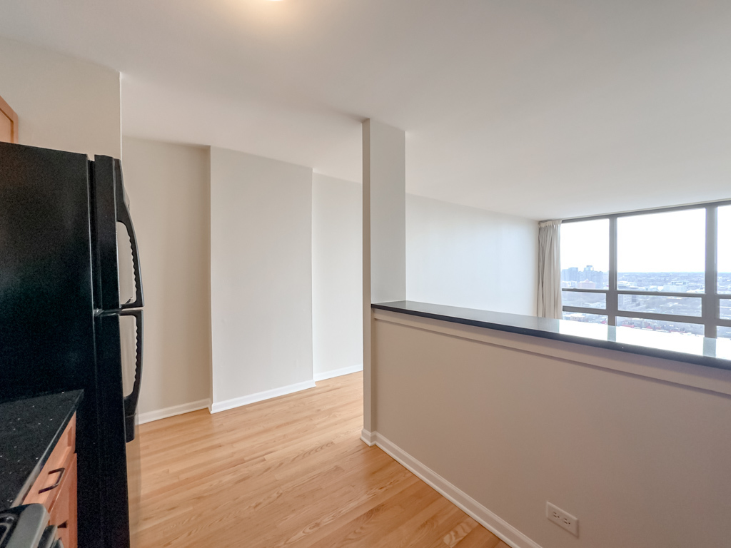 1636 N Wells Street Unit: 3004