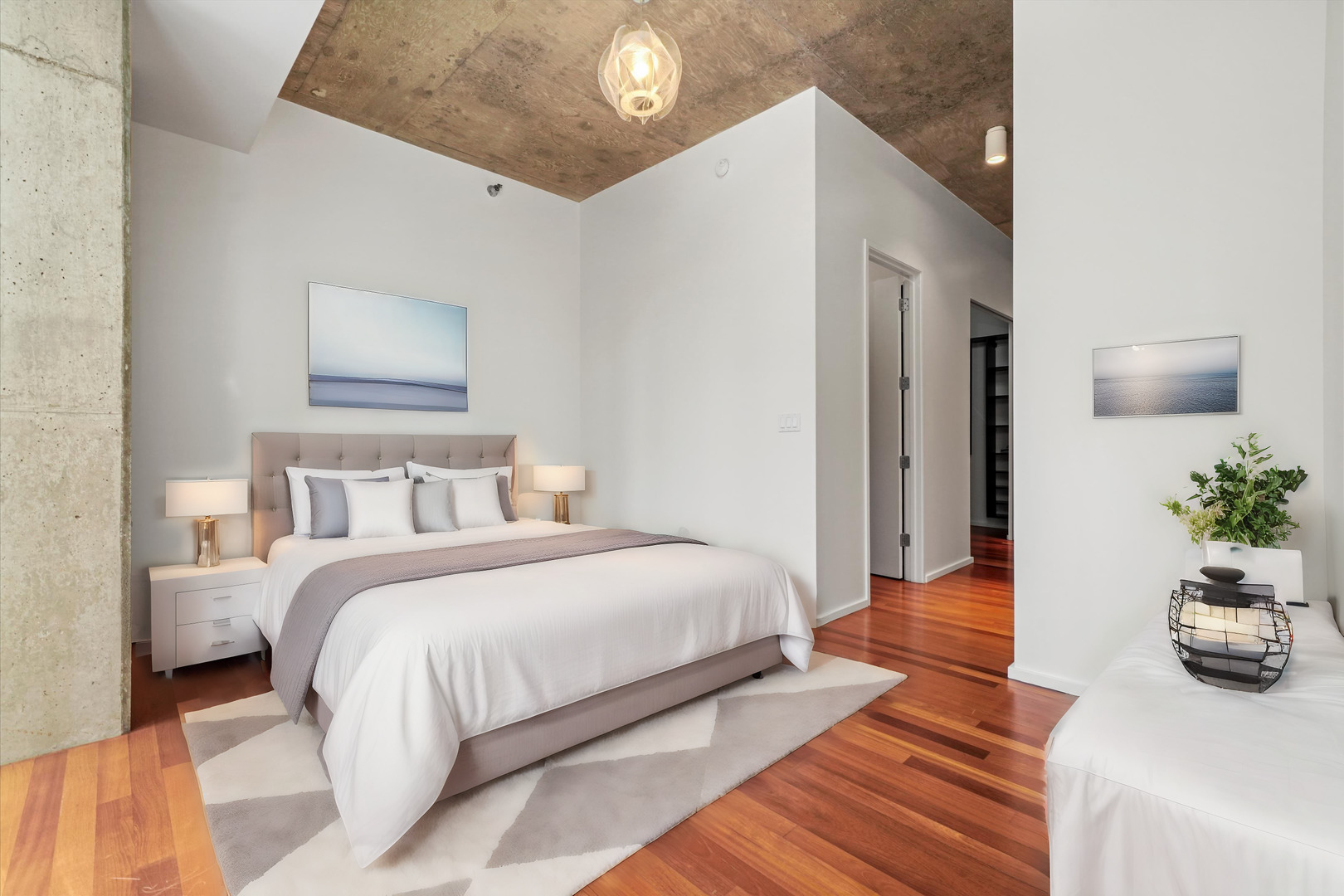 550 N Saint Clair Street Unit: 1703