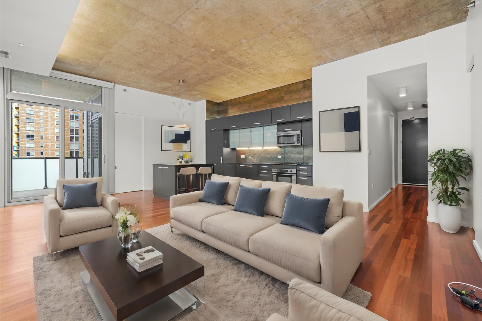 550 N Saint Clair Street Unit: 1703