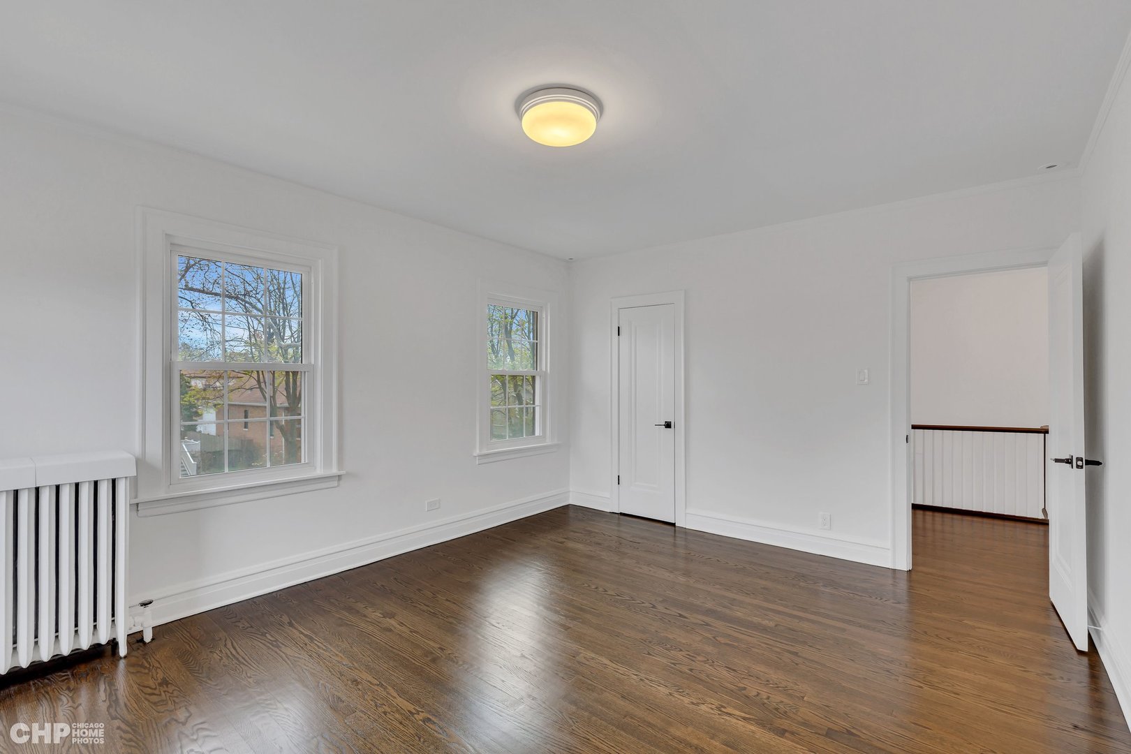 6856 N Ottawa Avenue