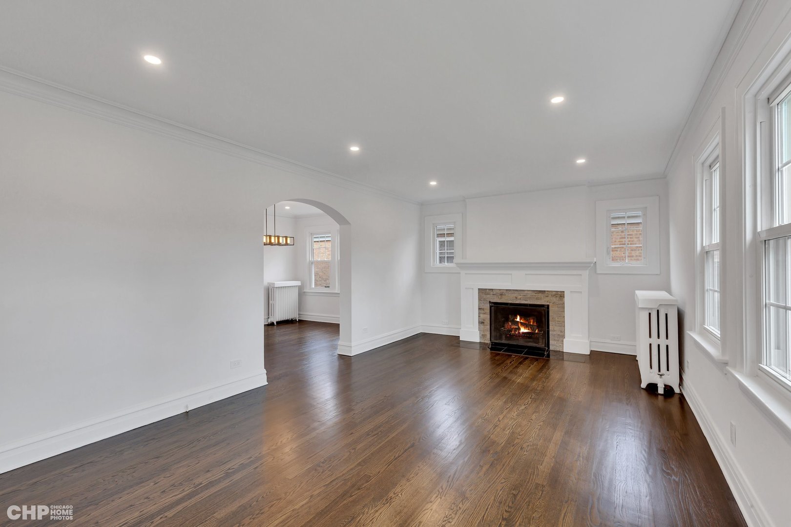 6856 N Ottawa Avenue