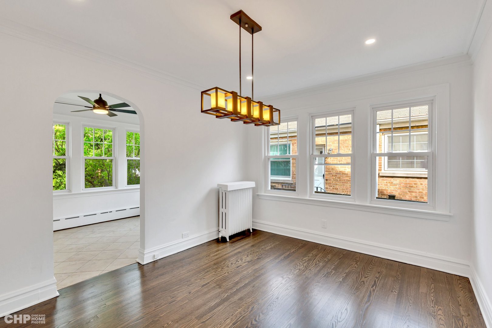 6856 N Ottawa Avenue