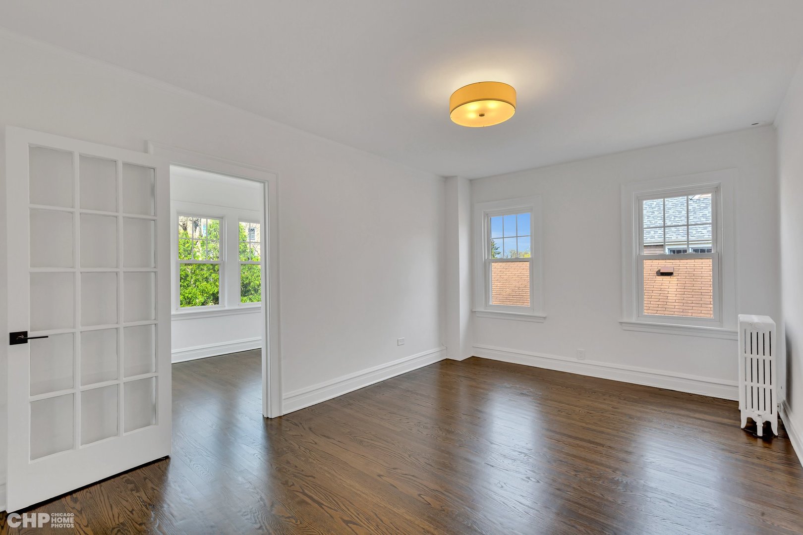 6856 N Ottawa Avenue