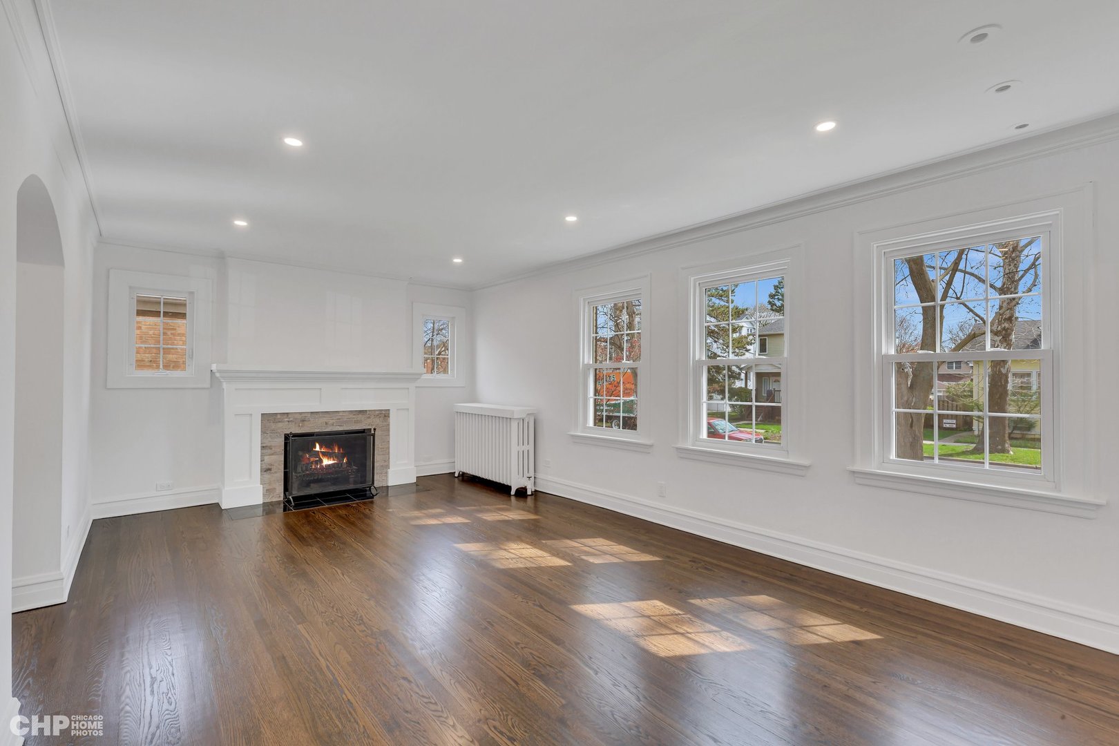 6856 N Ottawa Avenue