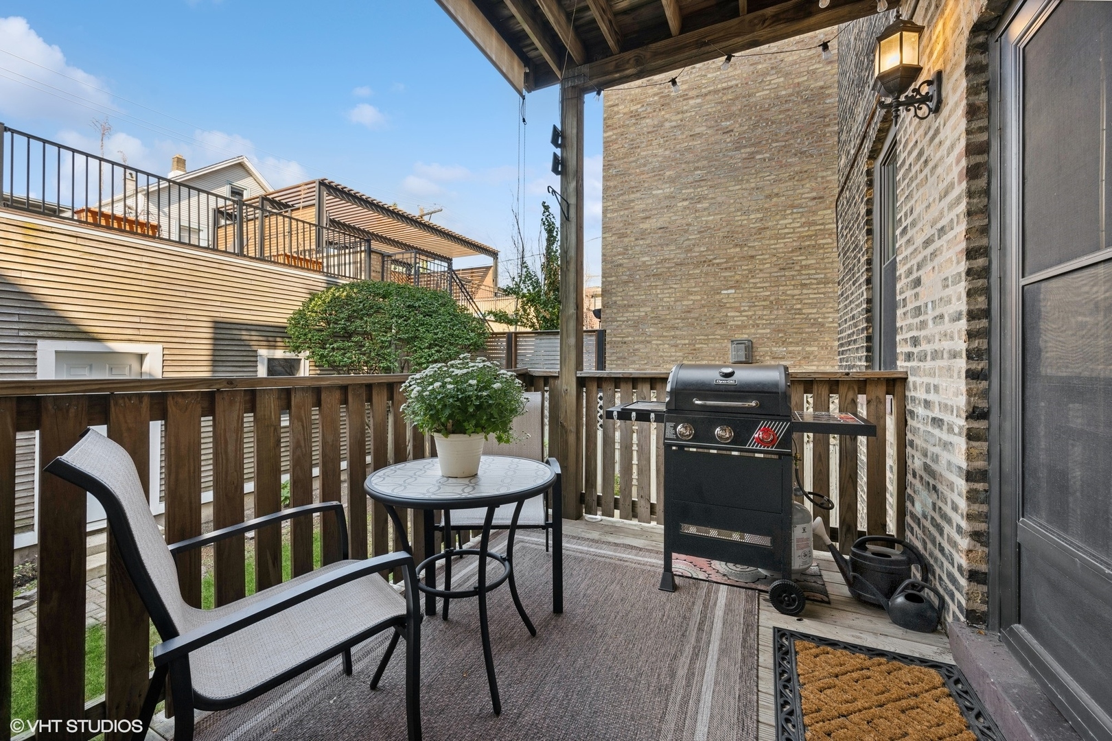 2730 N Racine Avenue Unit: 1N