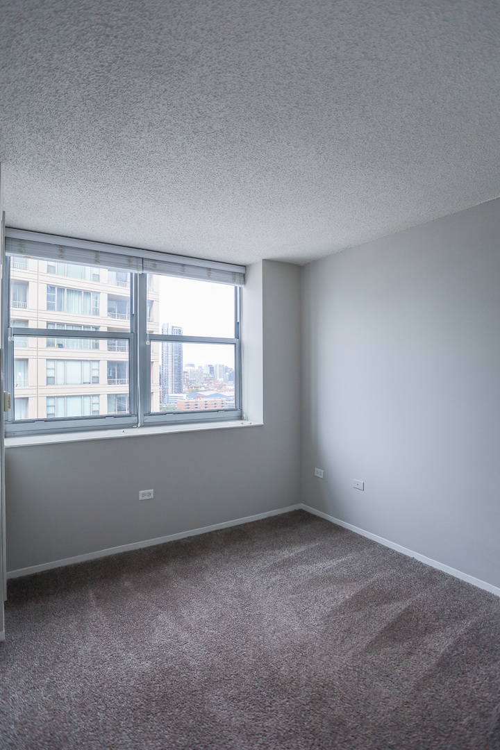 180 N Jefferson Street Unit: 1503