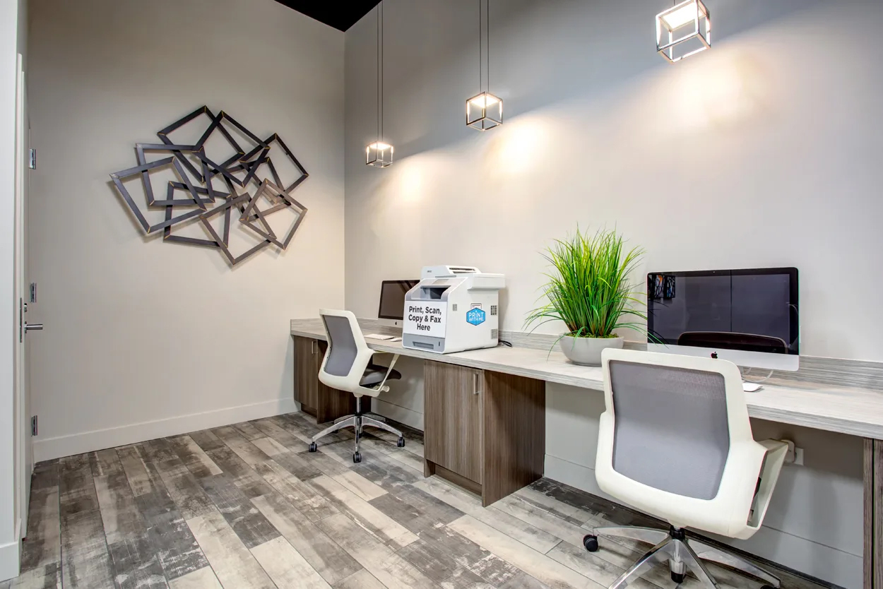 180 N Jefferson Street Unit: 1503