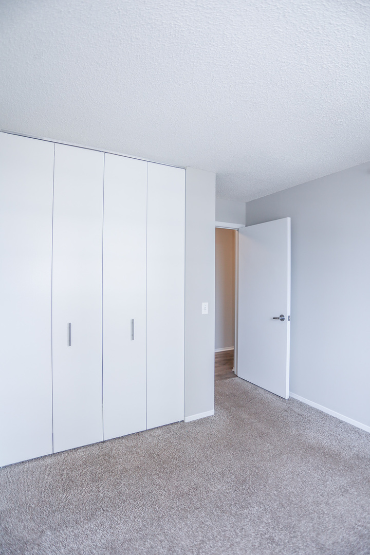 180 N Jefferson Street Unit: 1503