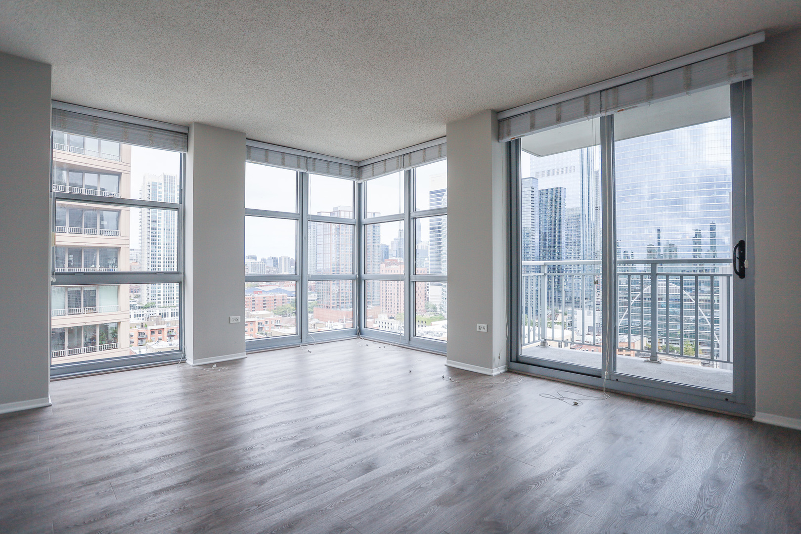 180 N Jefferson Street Unit: 1503