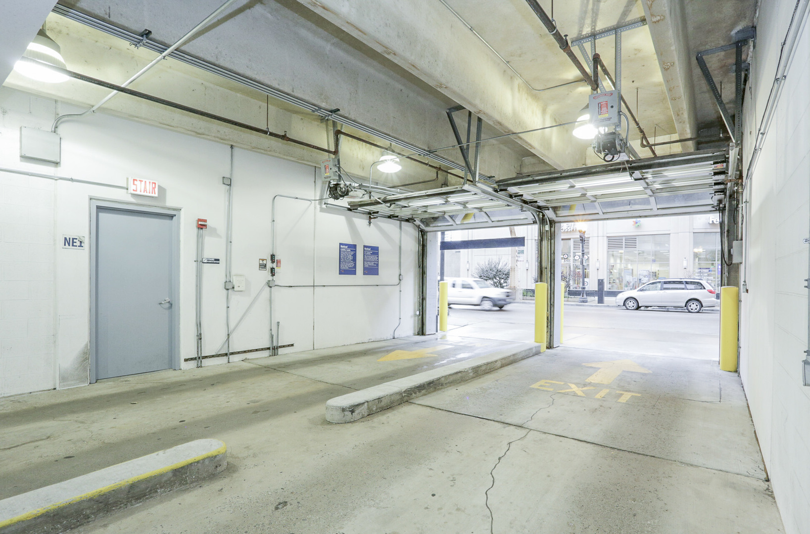 180 N Jefferson Street Unit: 1503