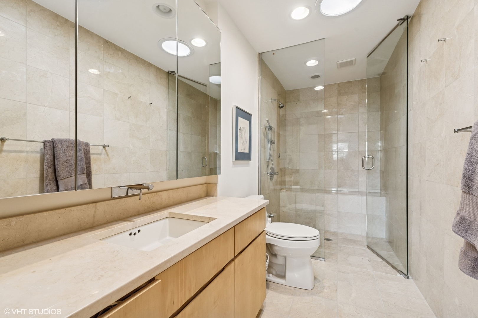 58 W Schiller Street