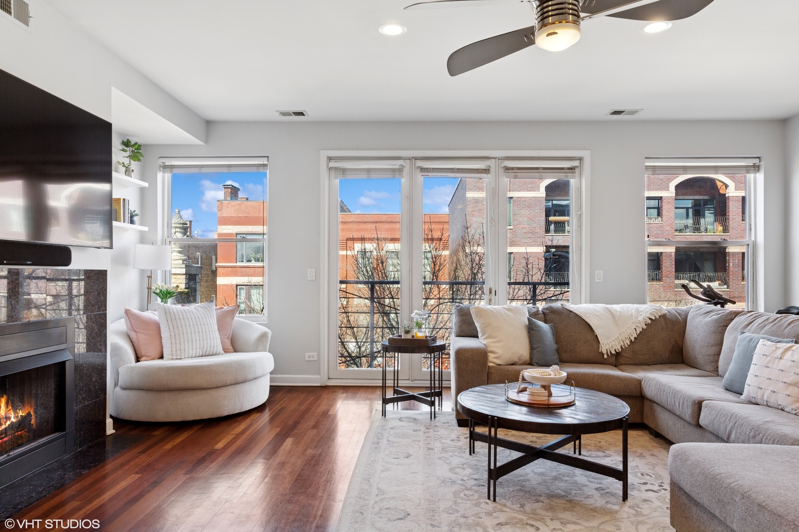 1907 W Chicago Avenue Unit: 3