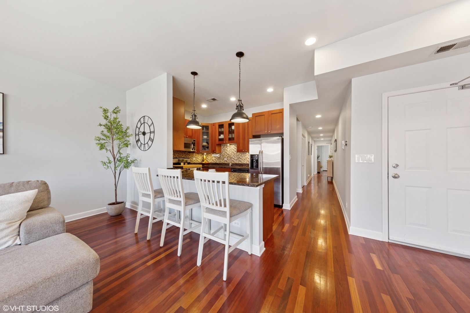 1907 W Chicago Avenue Unit: 3