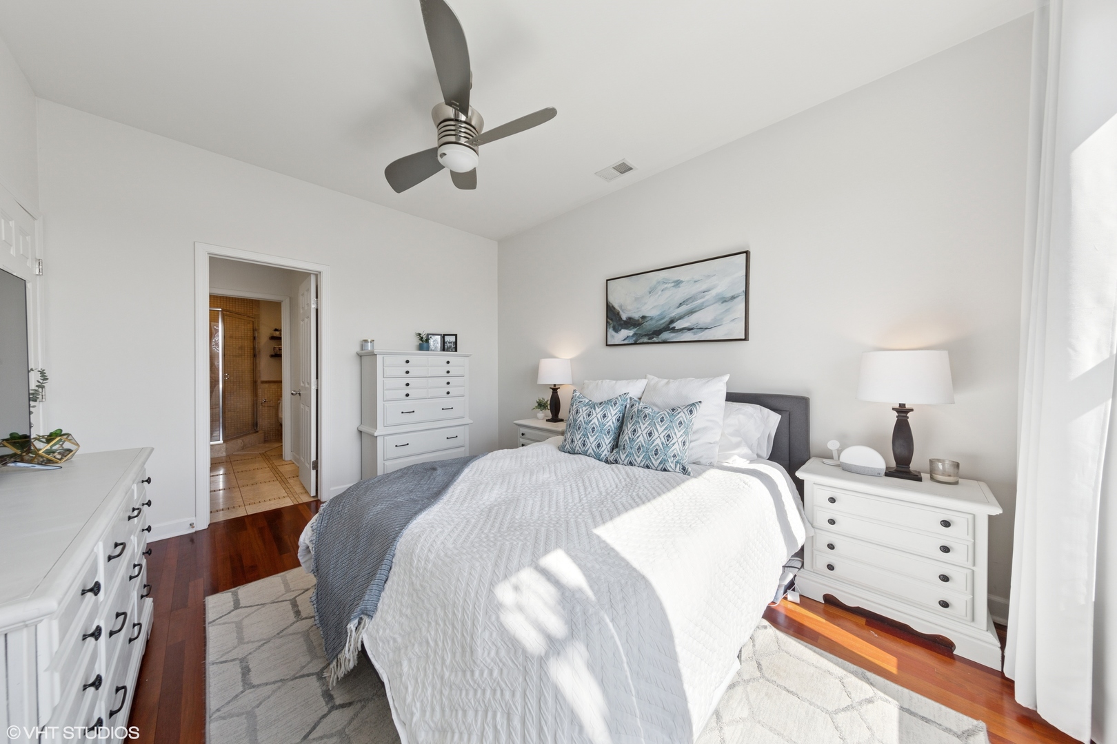 1907 W Chicago Avenue Unit: 3