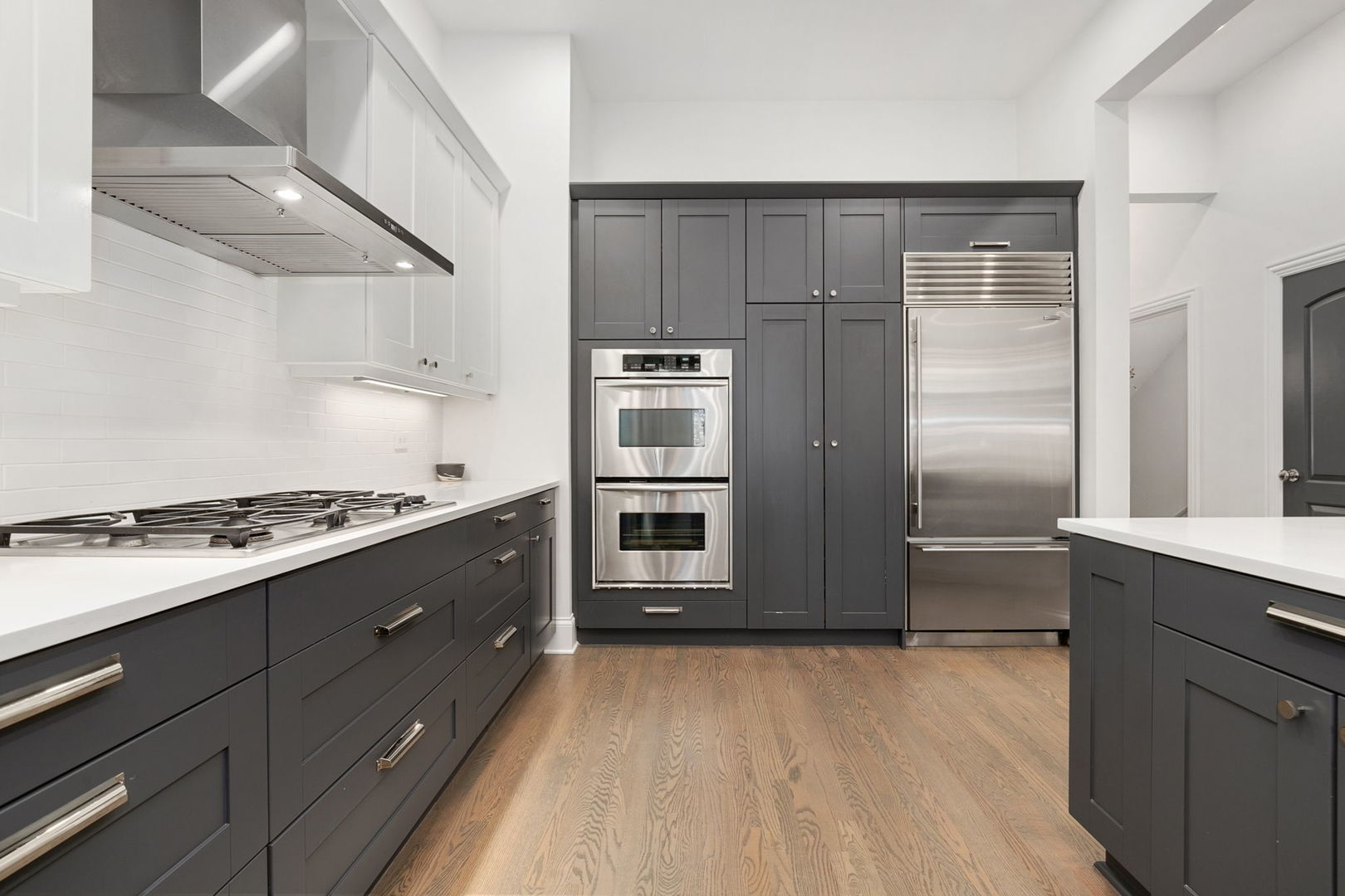 1850 W Superior Street