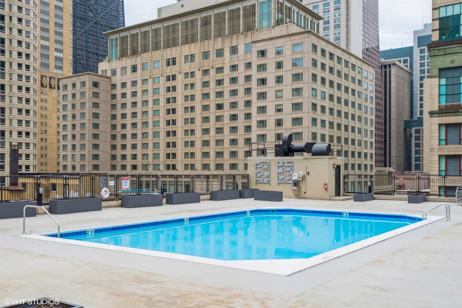 30 E Huron Street Unit: 2503