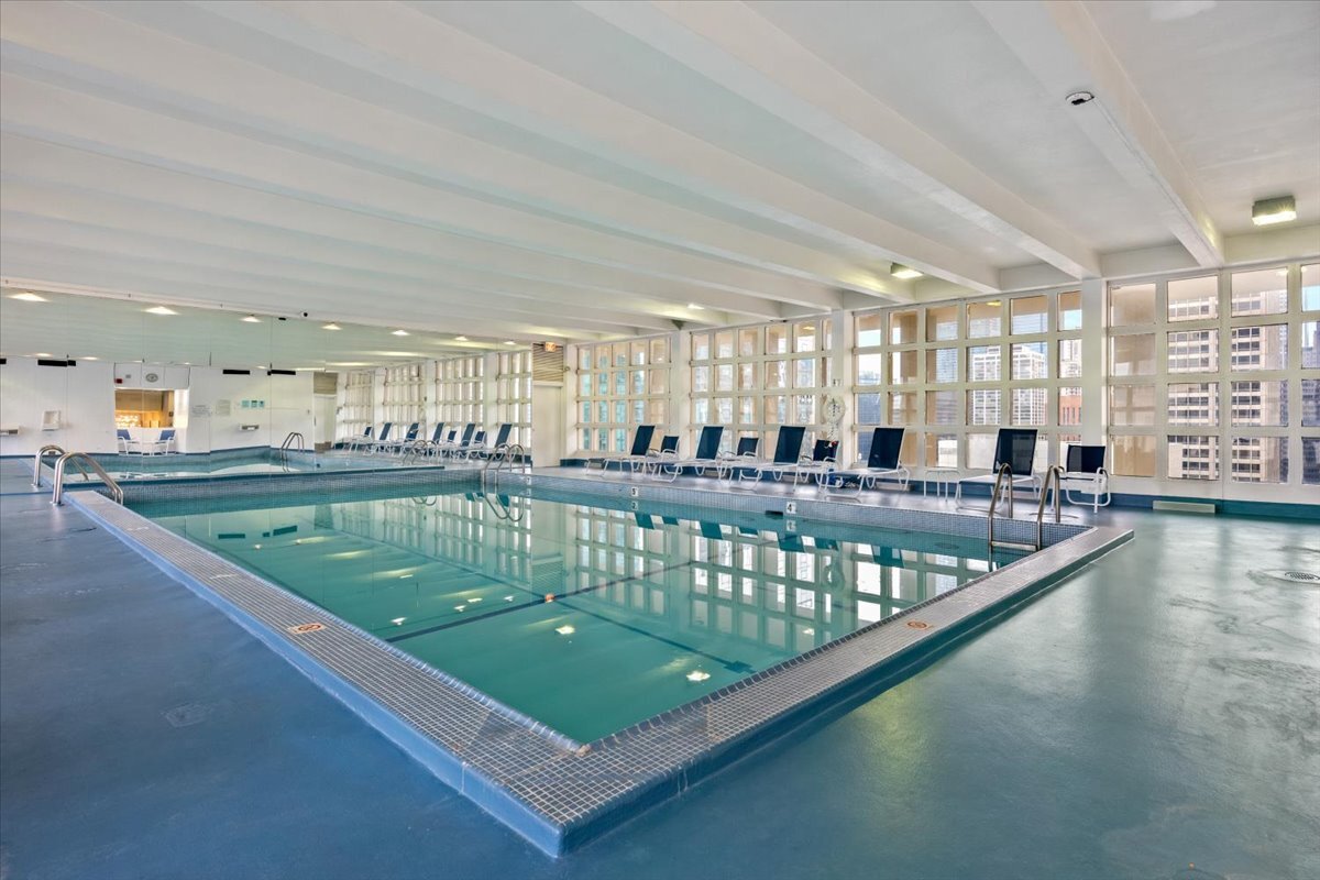 535 N Michigan Avenue Unit: 1103
