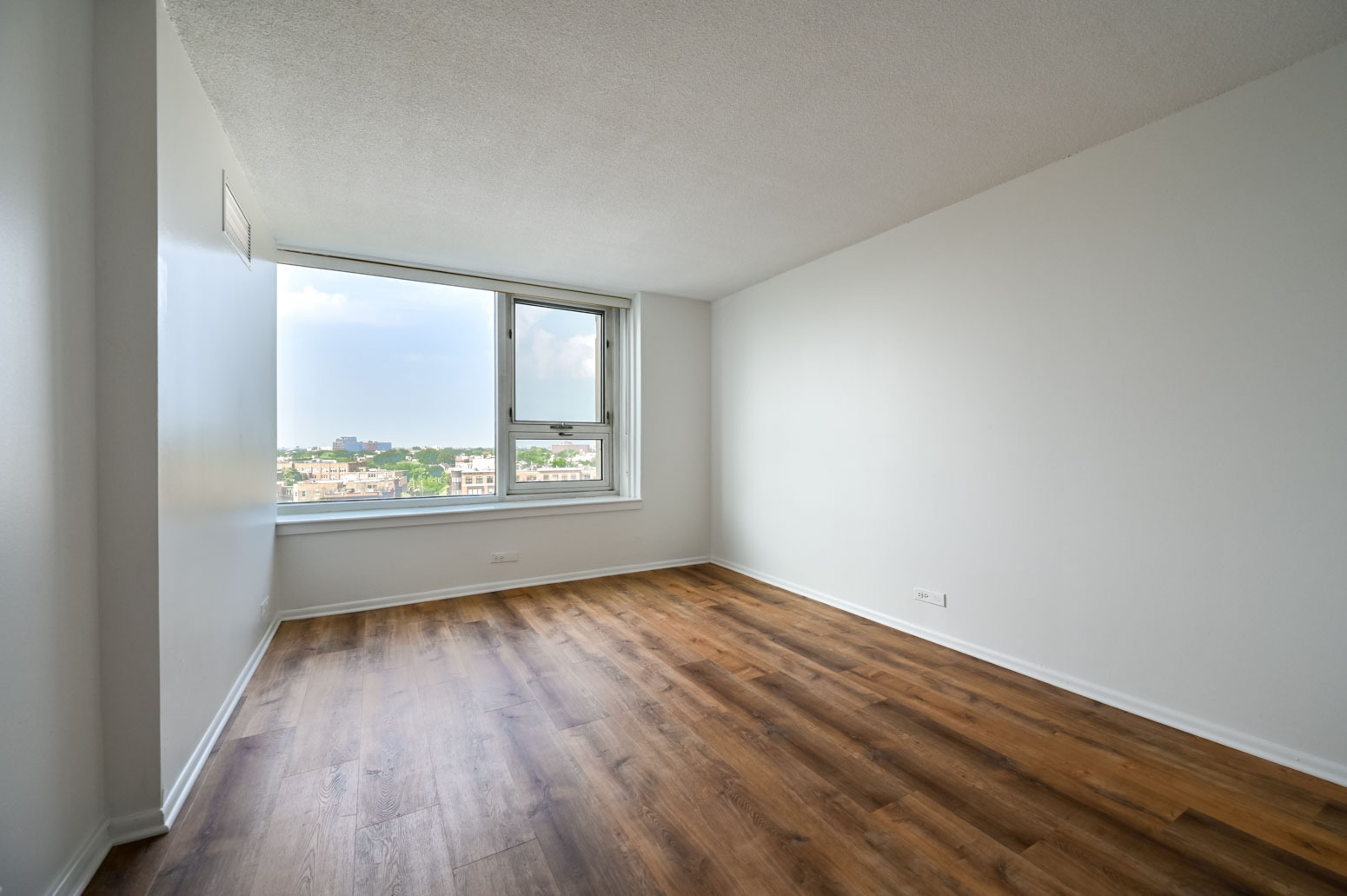 2728 N Hampden Court Unit: 1002