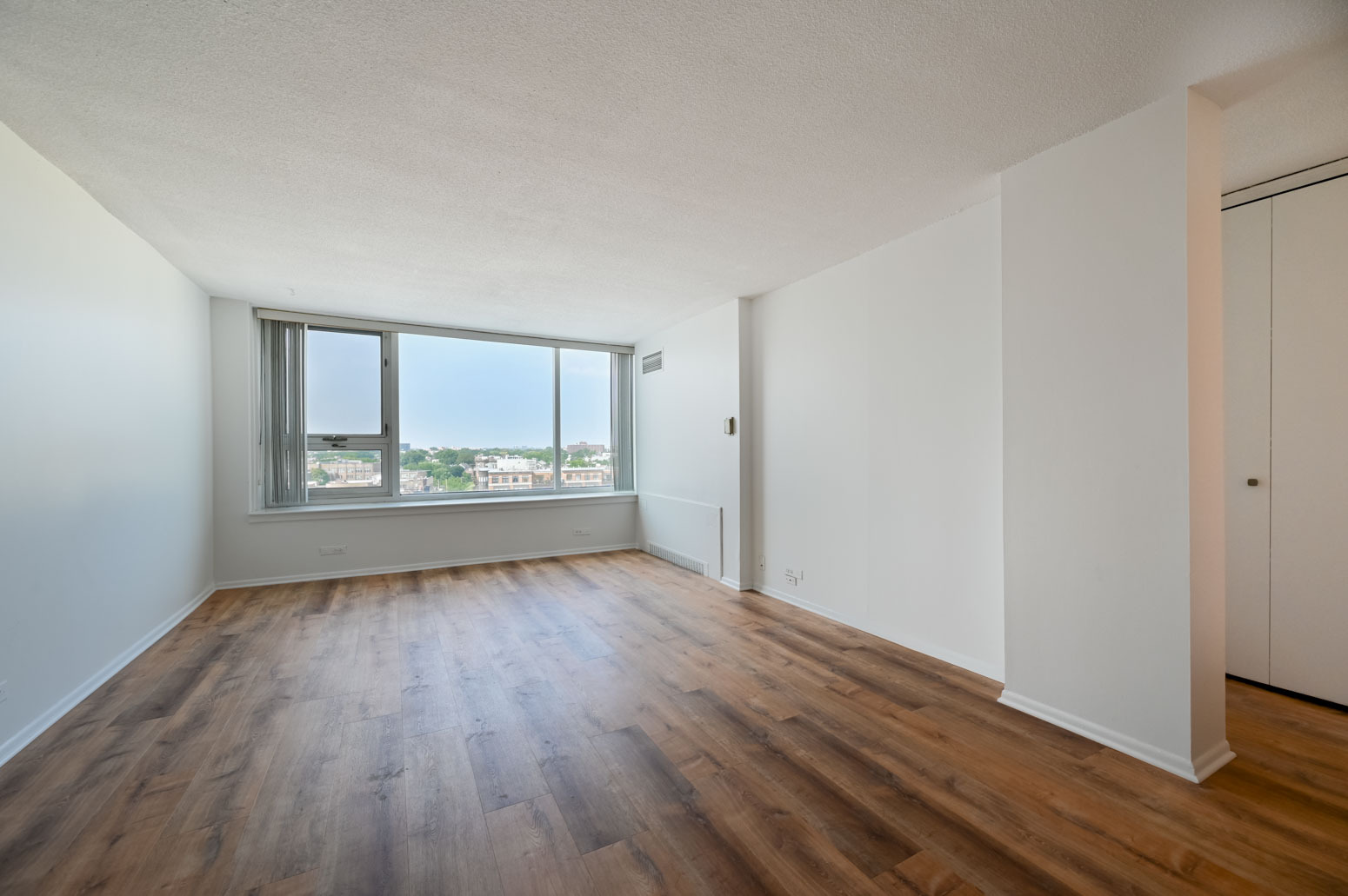 2728 N Hampden Court Unit: 1002