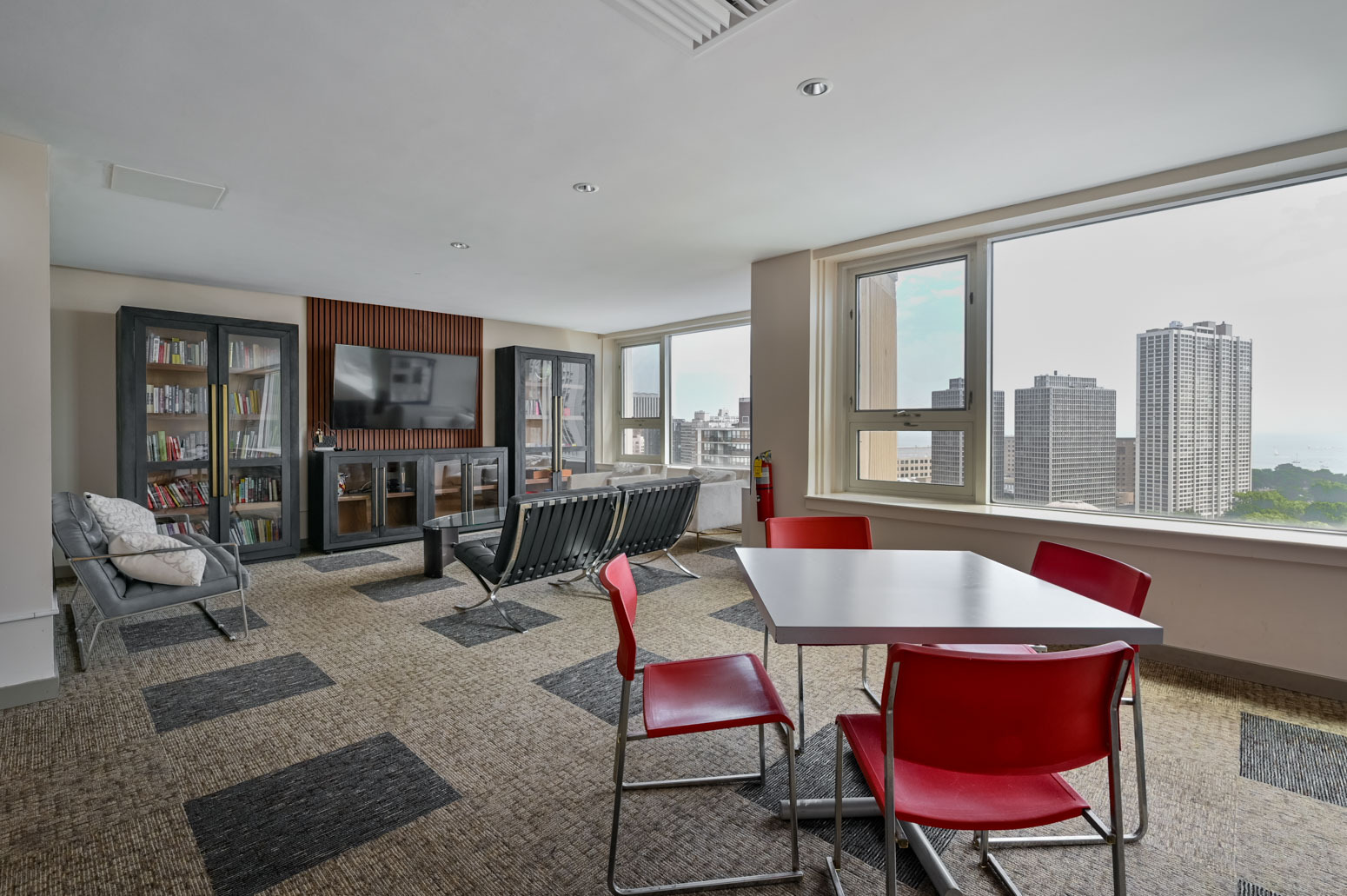 2728 N Hampden Court Unit: 1002