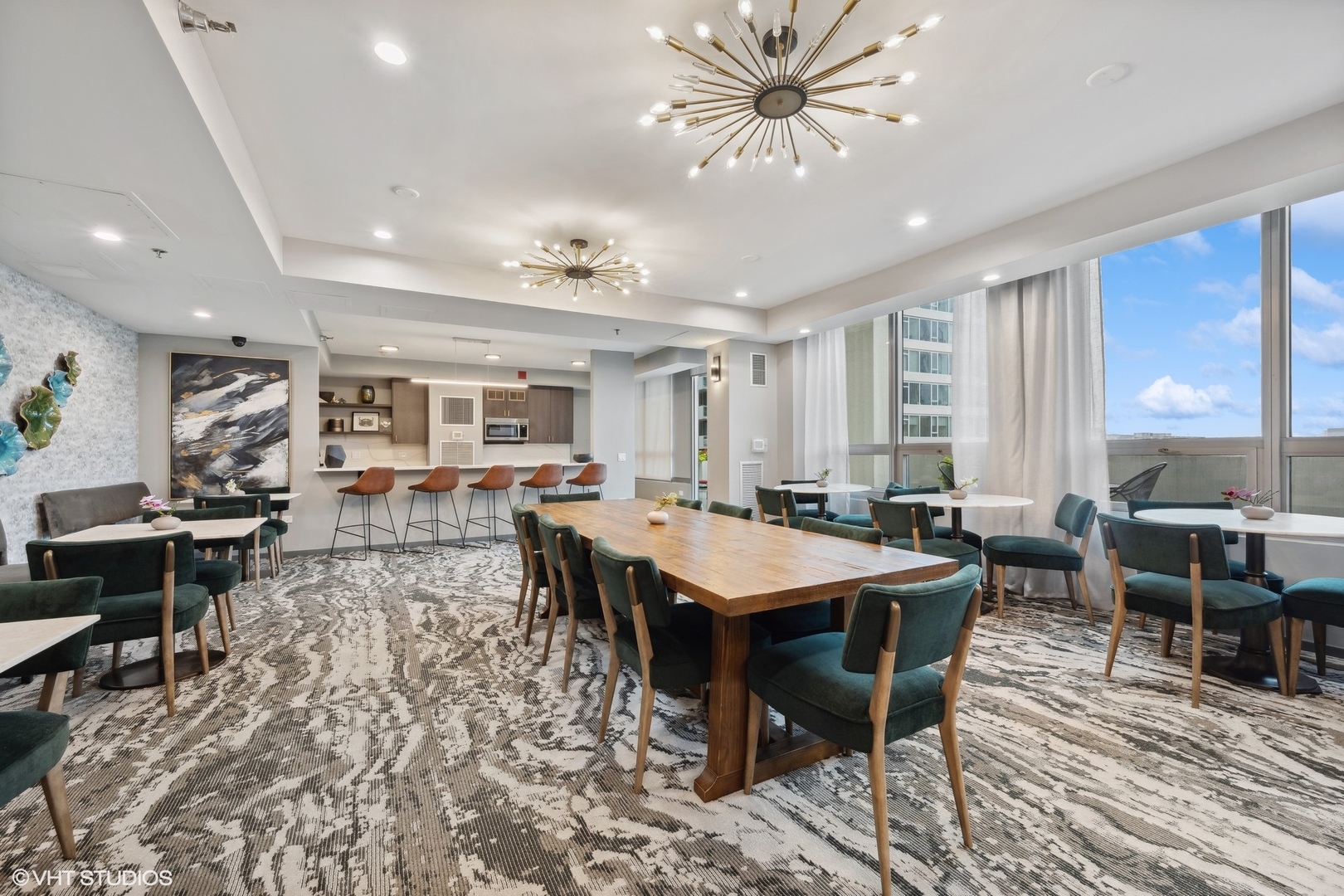 701 S Wells Street Unit: 1204