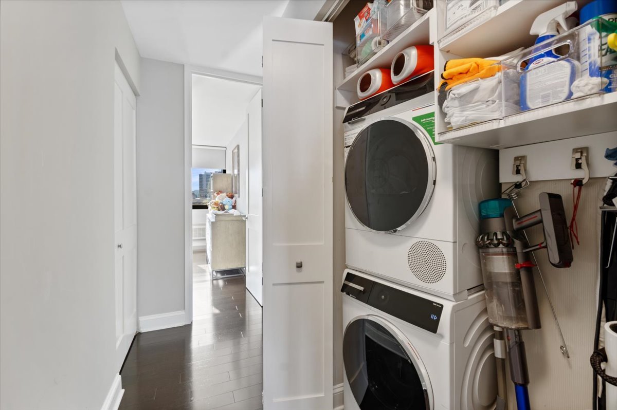 1240 N Lake Shore Drive Unit: 13B