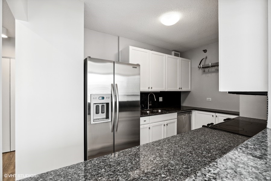 400 N La Salle Drive Unit: 3002