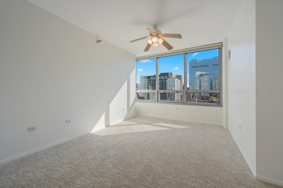 701 S Wells Street Unit: 1204