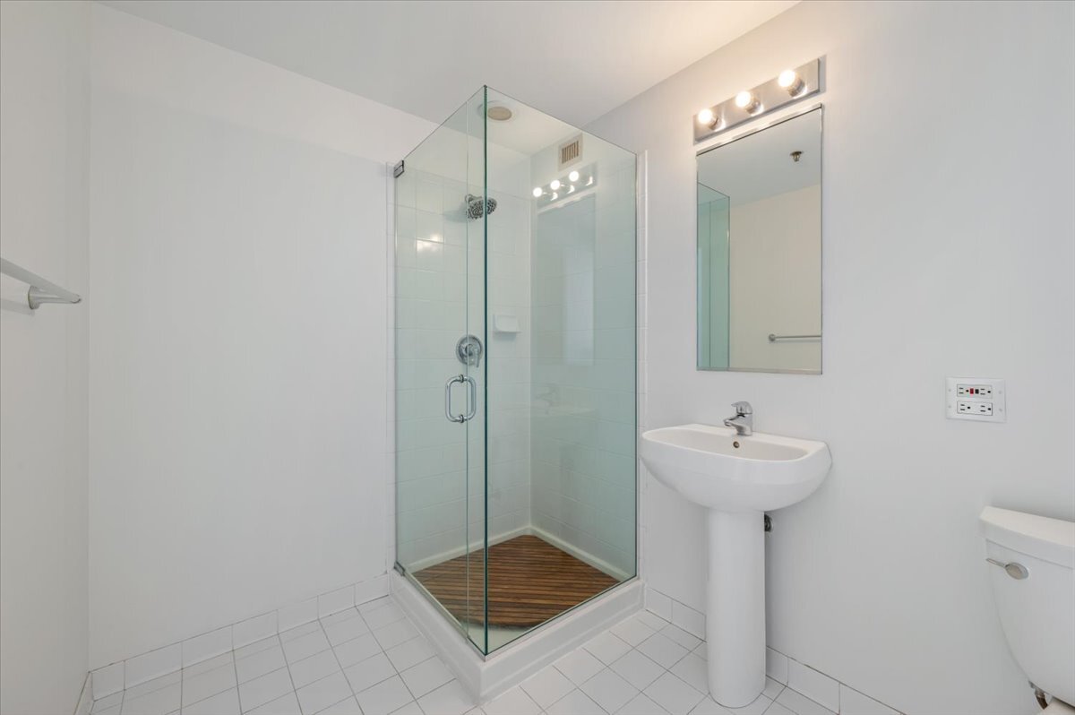 701 S Wells Street Unit: 1204