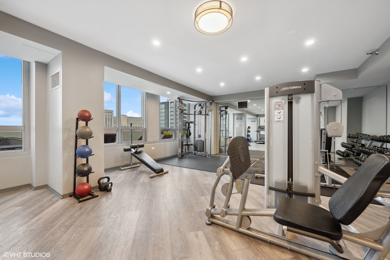 701 S Wells Street Unit: 1204