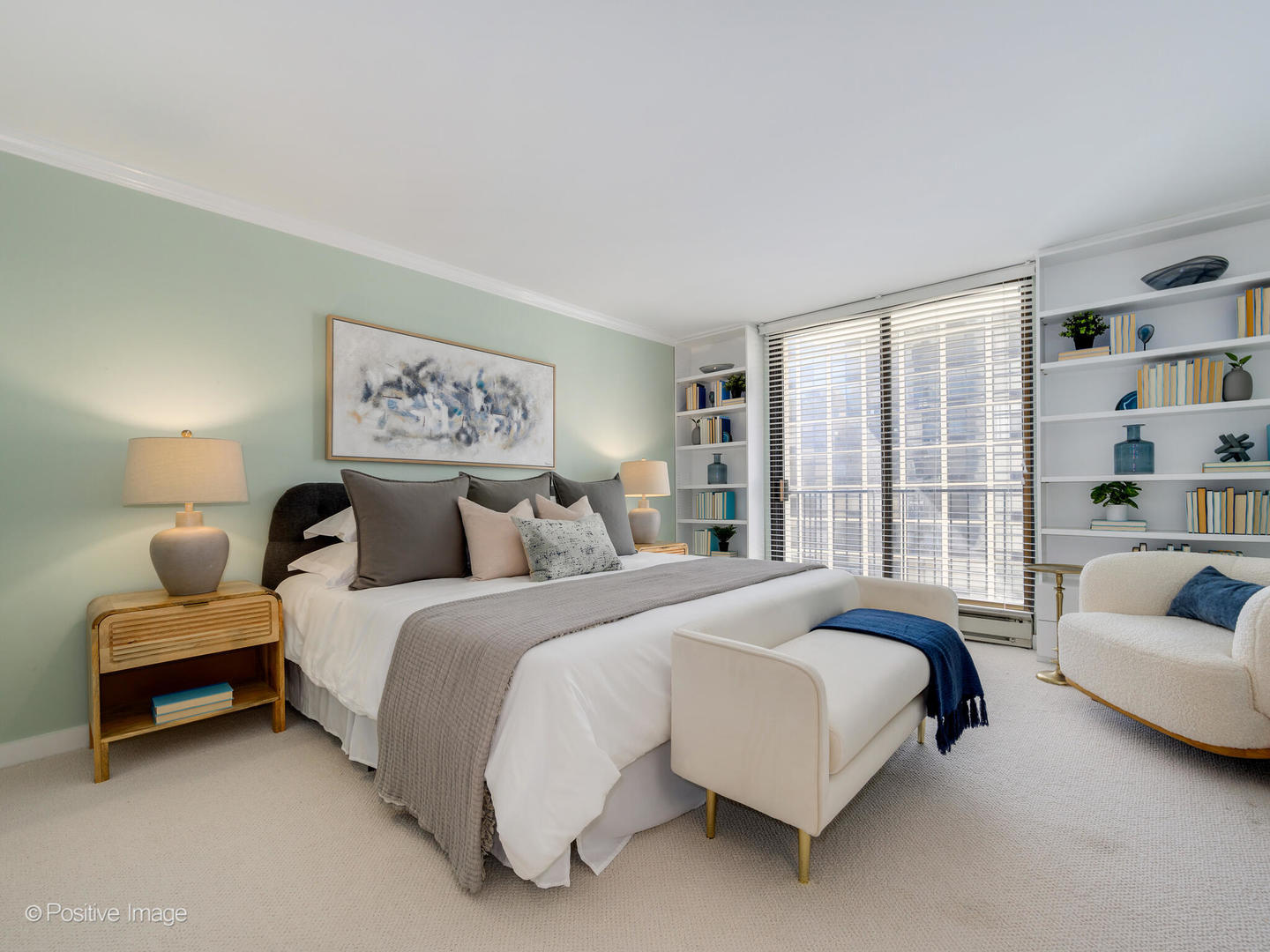 1212 N Lake Shore Drive Unit: 12CN