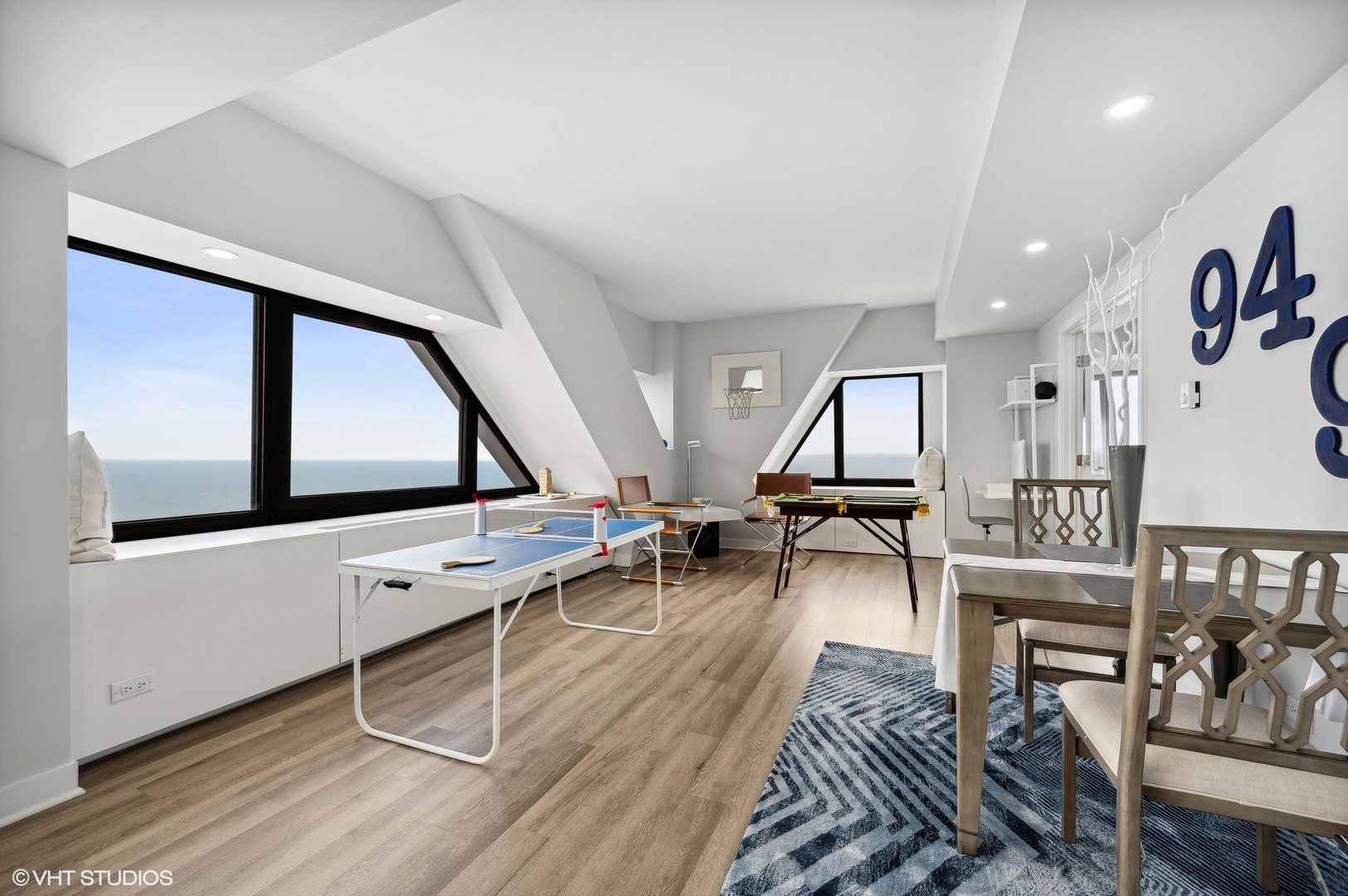 175 E Delaware Place Unit: 5609