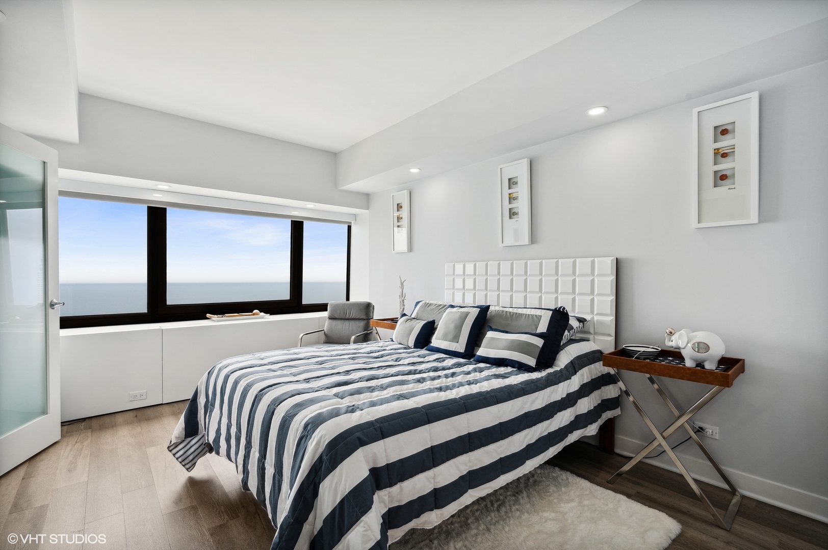 175 E Delaware Place Unit: 5609