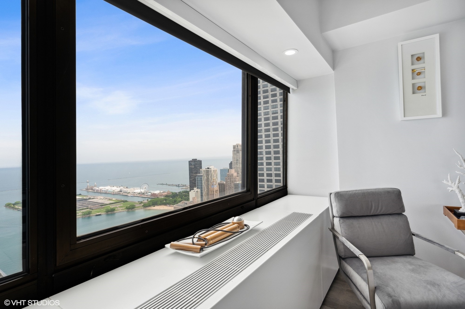 175 E Delaware Place Unit: 5609