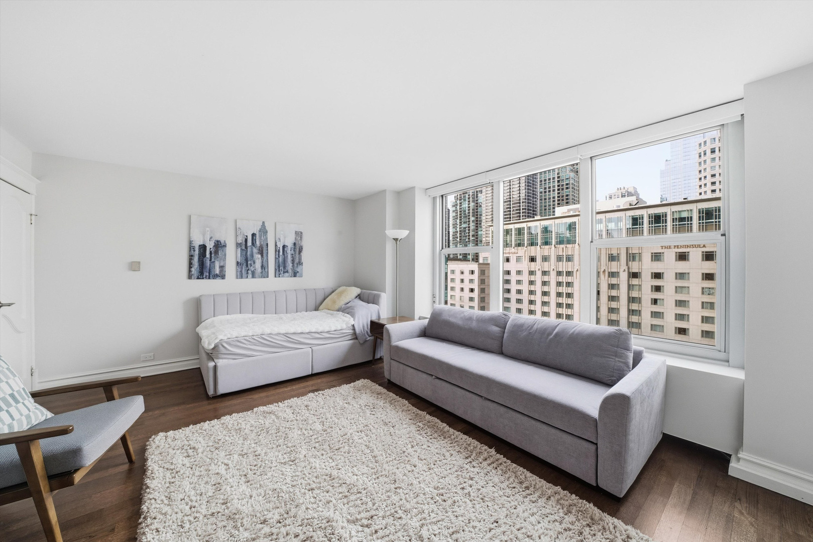 777 N Michigan Avenue Unit: 2101