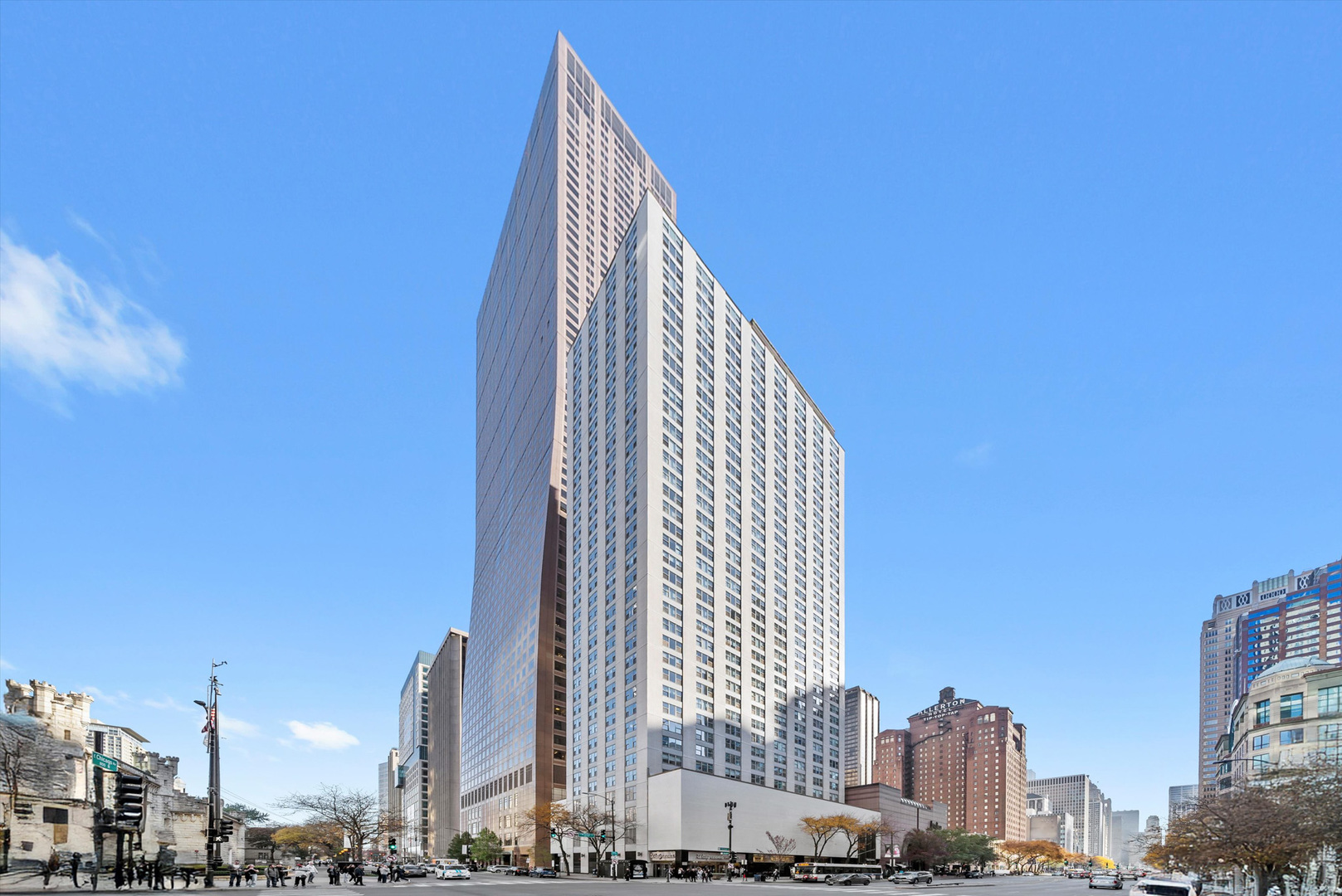 777 N Michigan Avenue Unit: 2101