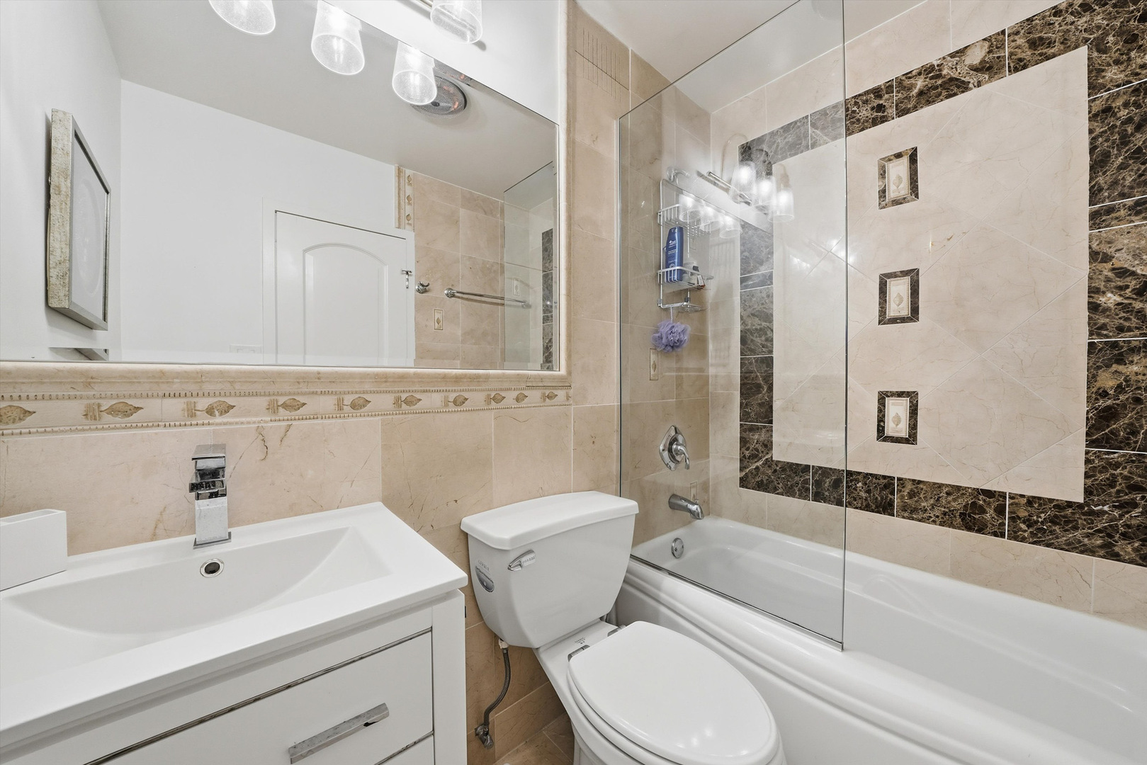 777 N Michigan Avenue Unit: 2101