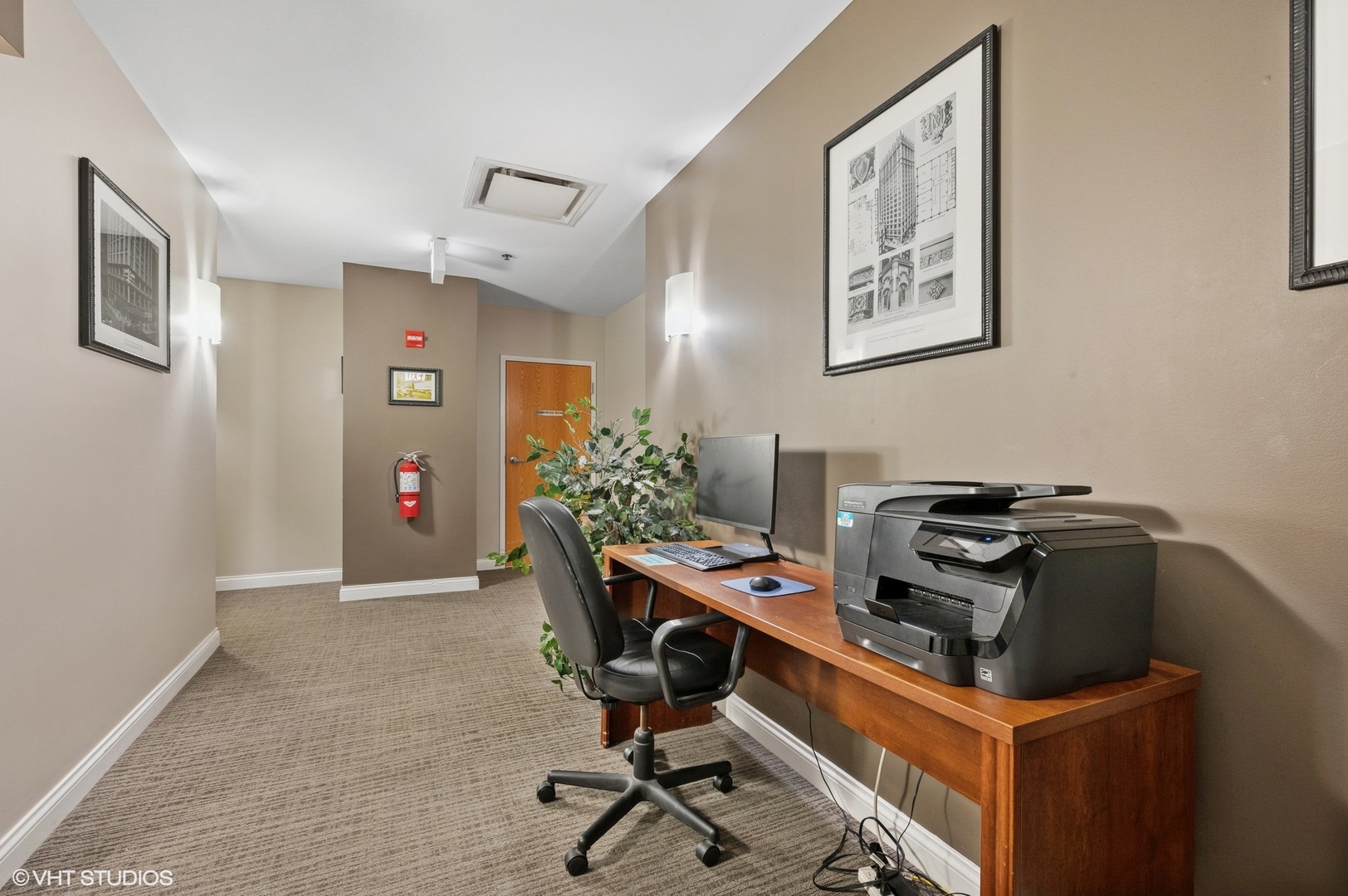 8 W Monroe Street Unit: 507