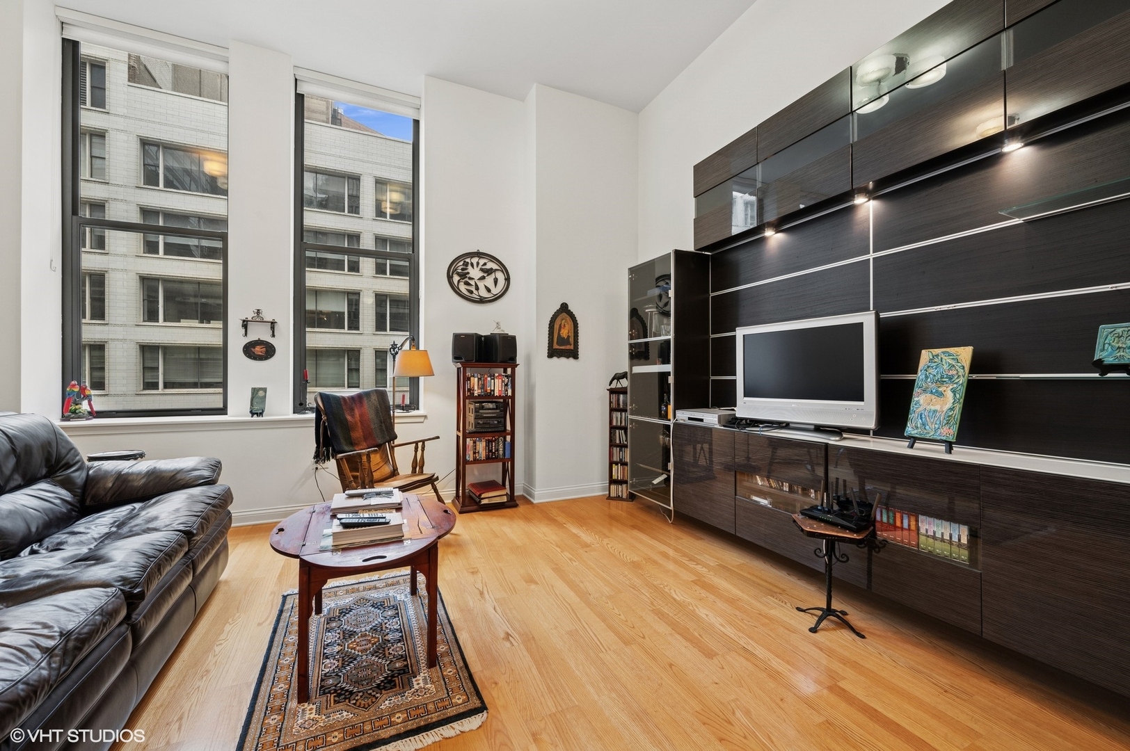 8 W Monroe Street Unit: 507