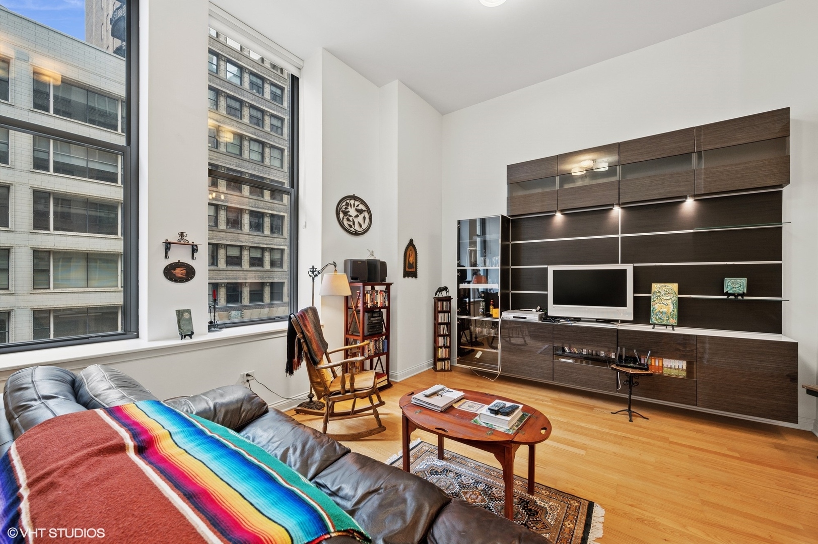 8 W Monroe Street Unit: 507