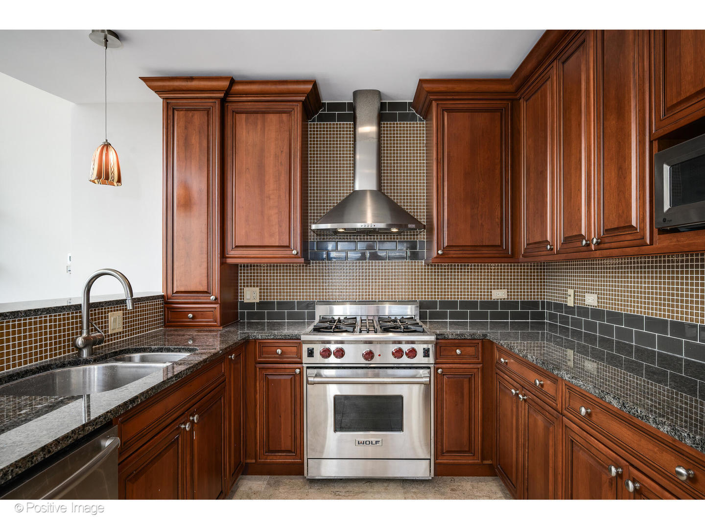 150 W Superior Street Unit: 1404