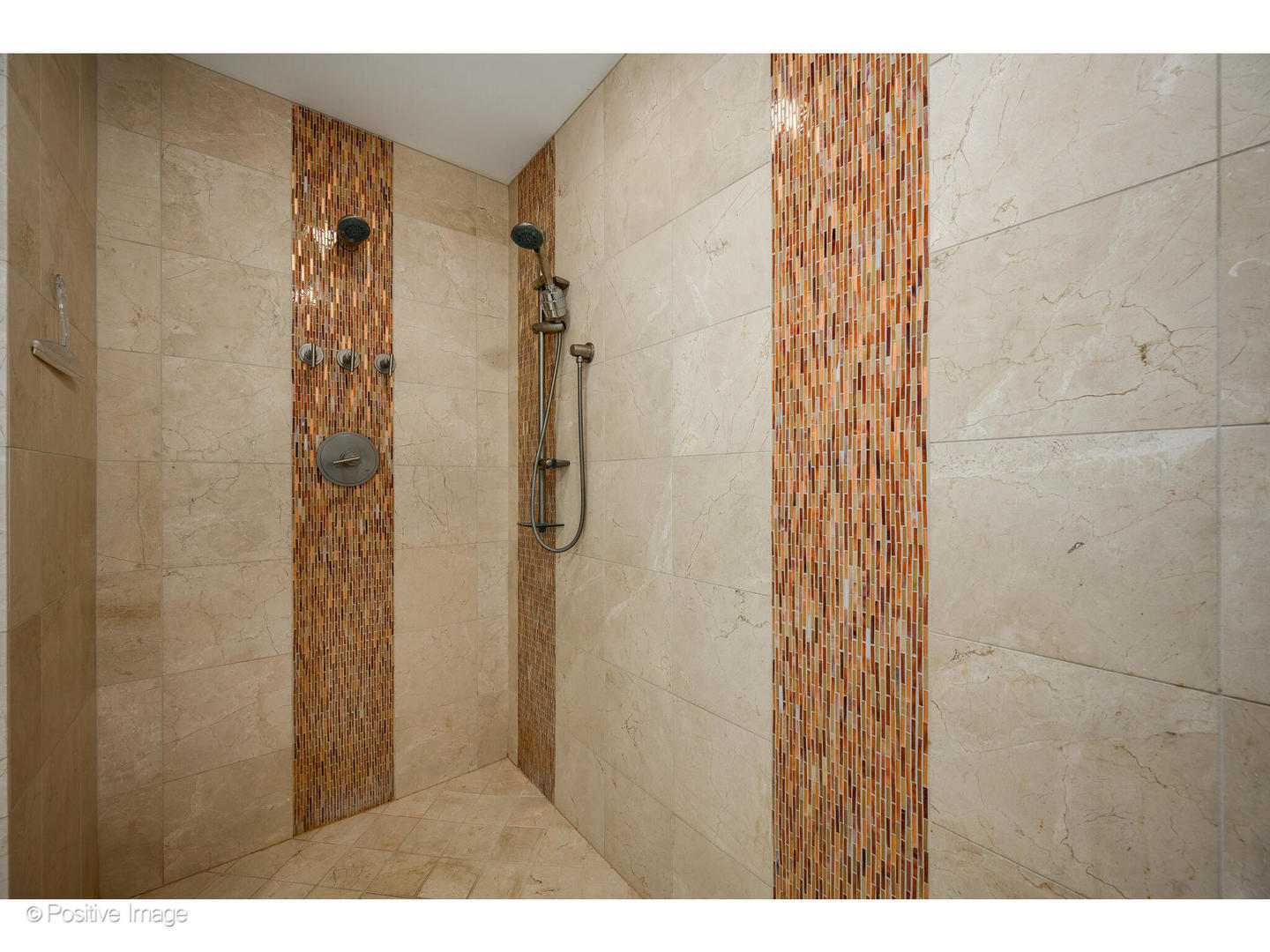 150 W Superior Street Unit: 1404