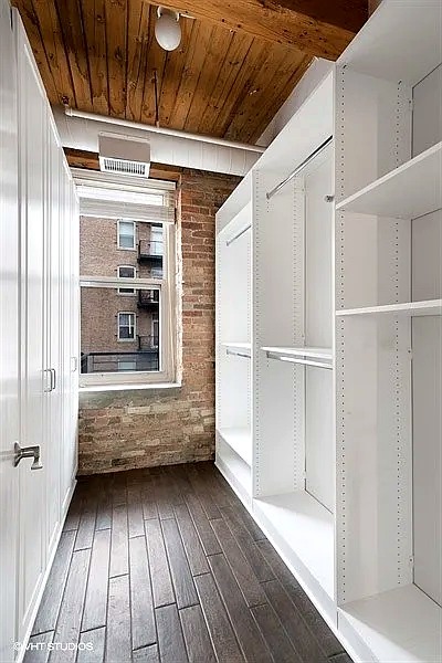 420 S Clinton Street Unit: 518