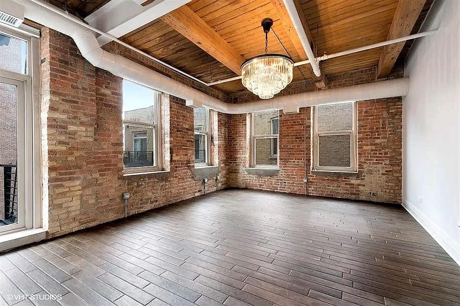 420 S Clinton Street Unit: 518