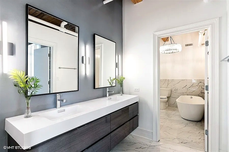 420 S Clinton Street Unit: 518