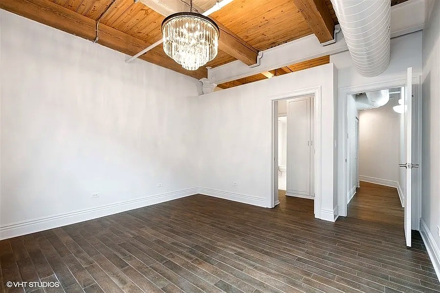 420 S Clinton Street Unit: 518