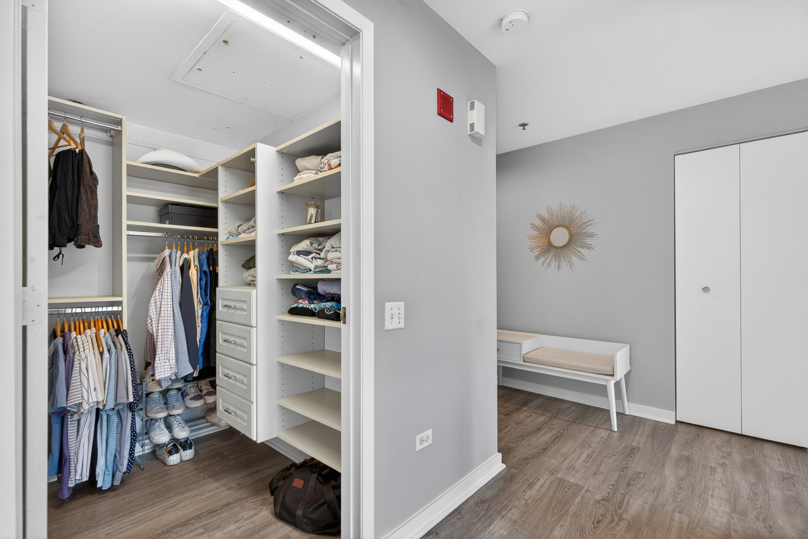 57 E Delaware Place Unit: 1303