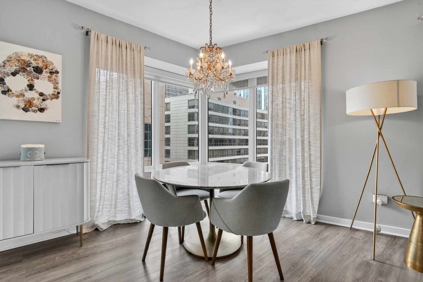 57 E Delaware Place Unit: 1303