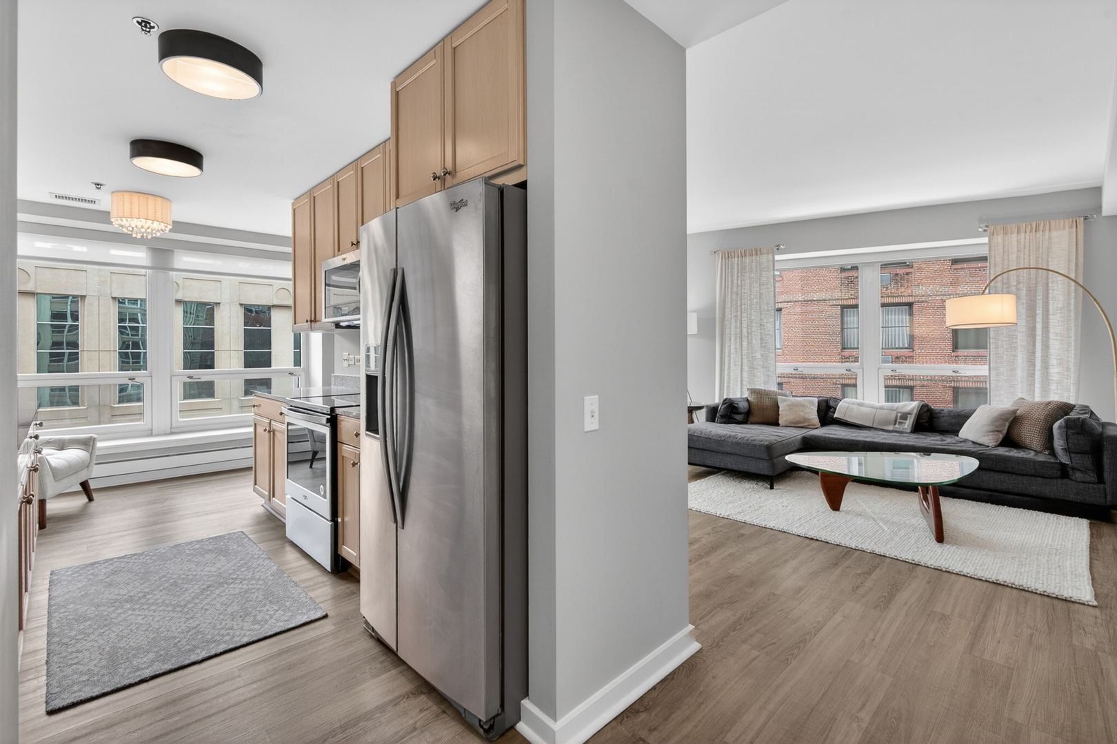57 E Delaware Place Unit: 1303