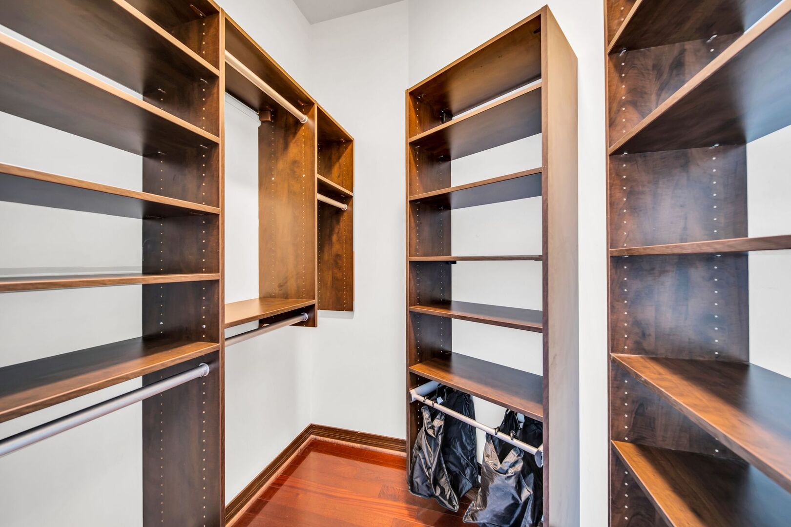 701 S WELLS Street Unit: 3400